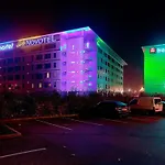 Hotelf1 Cdg Pn2 루와시 앙 프랑스