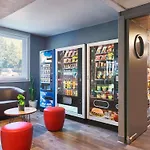 Hotel Hotelf1 Cdg Pn2 *
