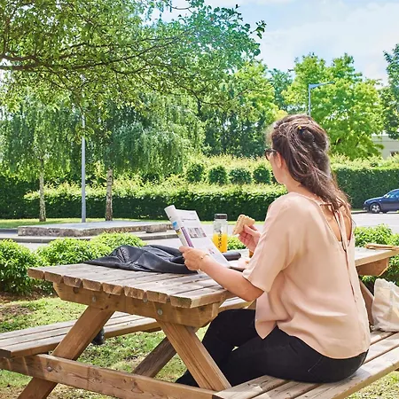 Szálloda Hotelf1 Cdg Pn2