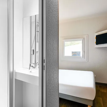 Hotel Hotelf1 Cdg Pn2