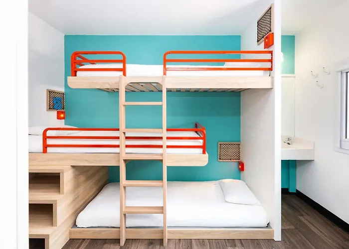 Hotell Hotelf1 Cdg Pn2 *