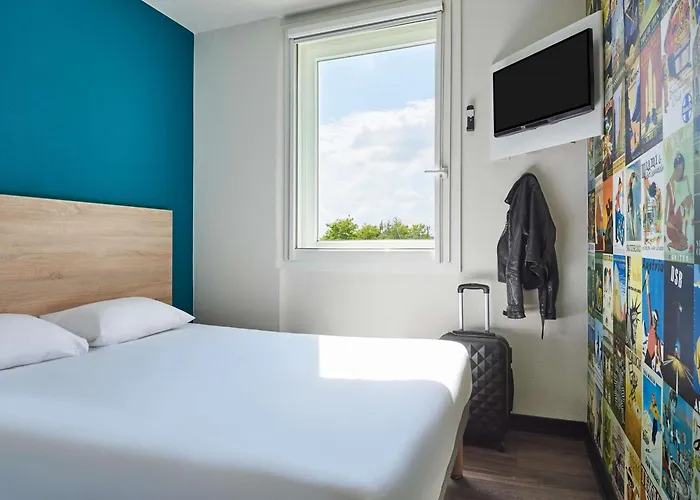 Hotelf1 Cdg Pn2 Hotel