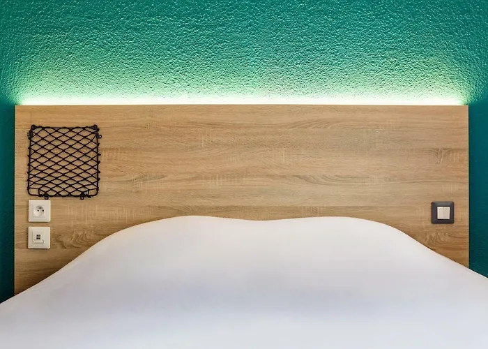 Hotell Hotelf1 Cdg Pn2